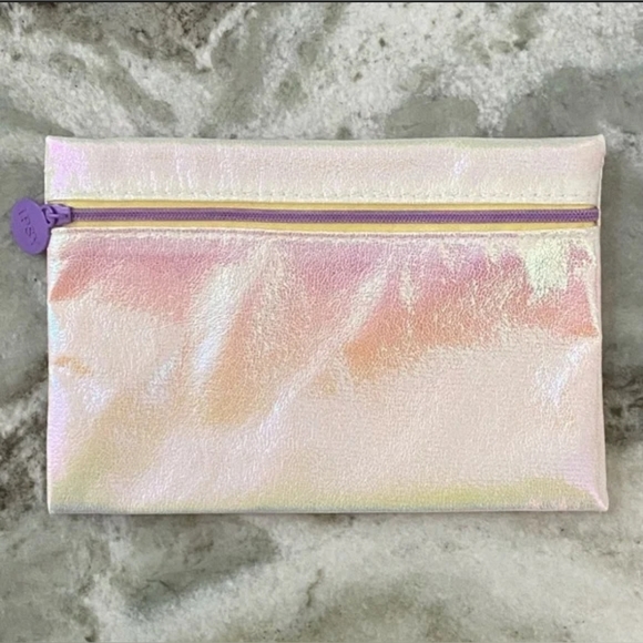 IPSY  brand makeup bag 3×20$ - Picture 5 of 7
